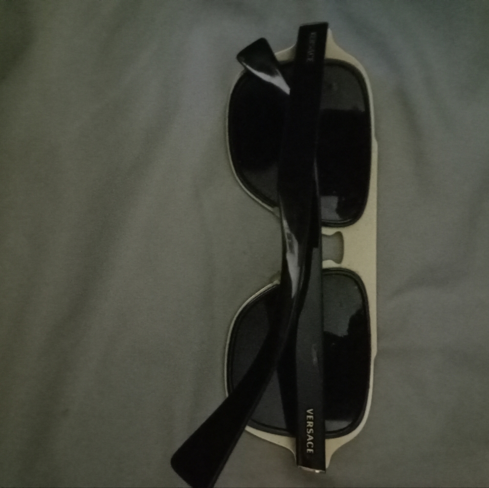 Sun glasses